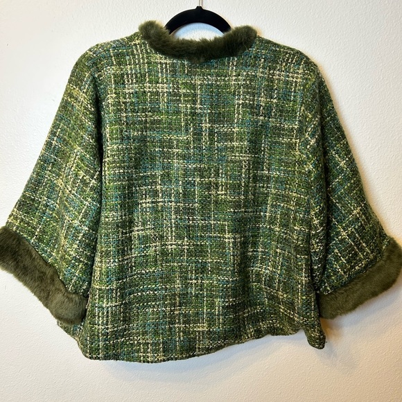 Isabelle’s Journey Cashmere/polyester Jacket Faux Fur Neck, Sleeve Trim One Size - Picture 2 of 8